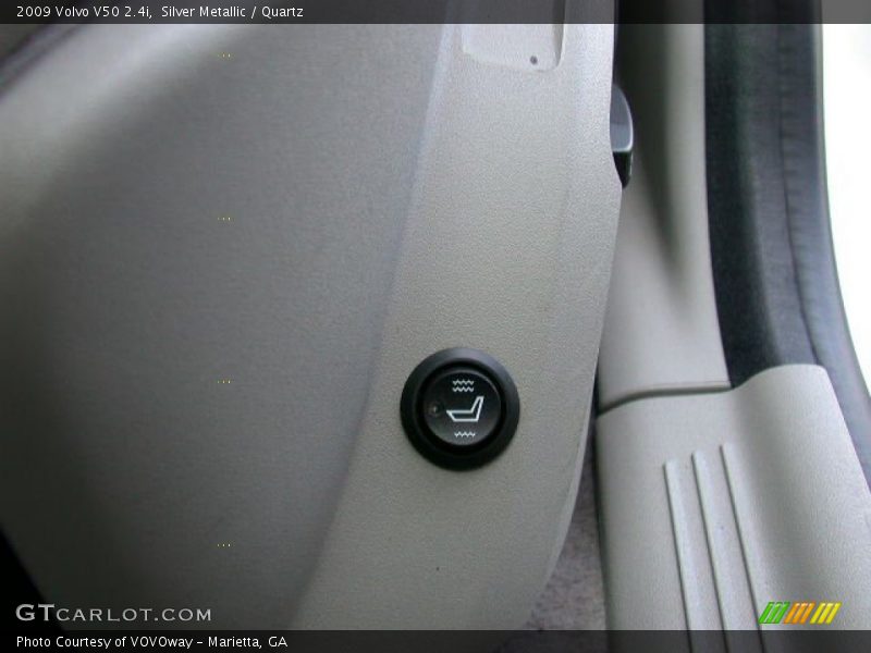 Silver Metallic / Quartz 2009 Volvo V50 2.4i