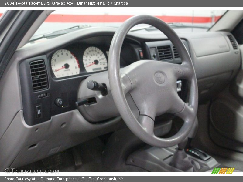 Lunar Mist Metallic / Charcoal 2004 Toyota Tacoma SR5 Xtracab 4x4