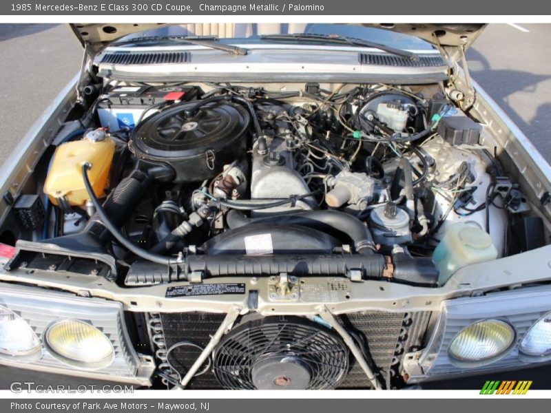  1985 E Class 300 CD Coupe Engine - 3.0 Liter SOHC 10-Valve Turbo-Diesel Inline 5 Cylinder