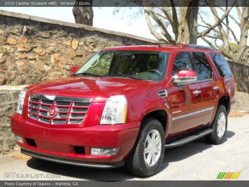 Front 3/4 View of 2010 Escalade AWD