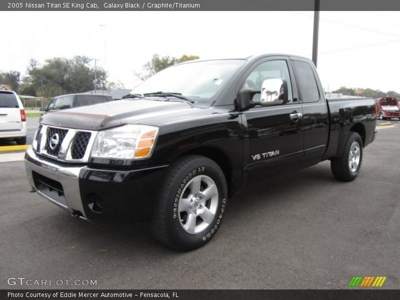 Galaxy Black / Graphite/Titanium 2005 Nissan Titan SE King Cab