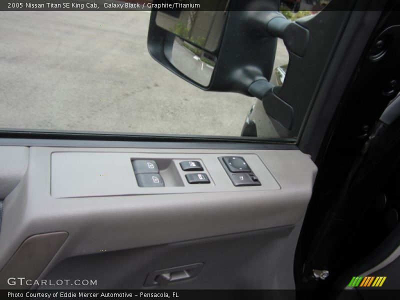 Galaxy Black / Graphite/Titanium 2005 Nissan Titan SE King Cab