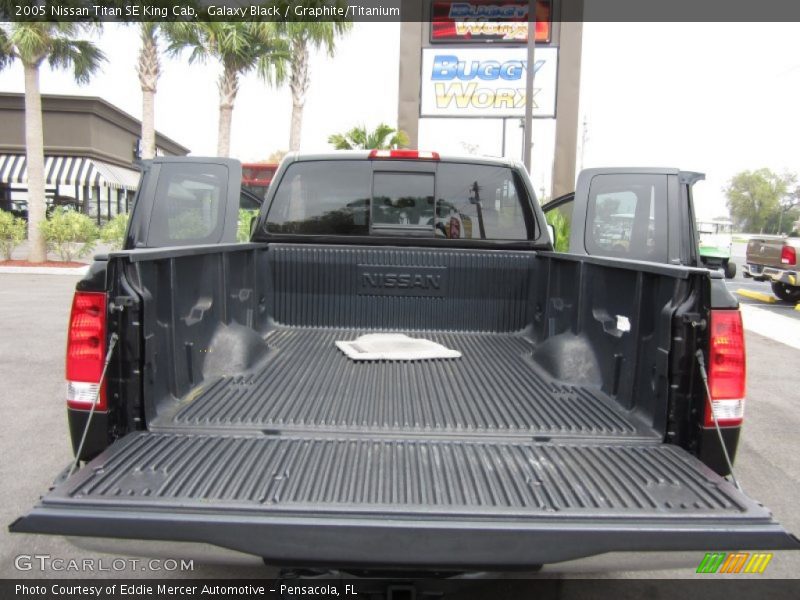 Galaxy Black / Graphite/Titanium 2005 Nissan Titan SE King Cab