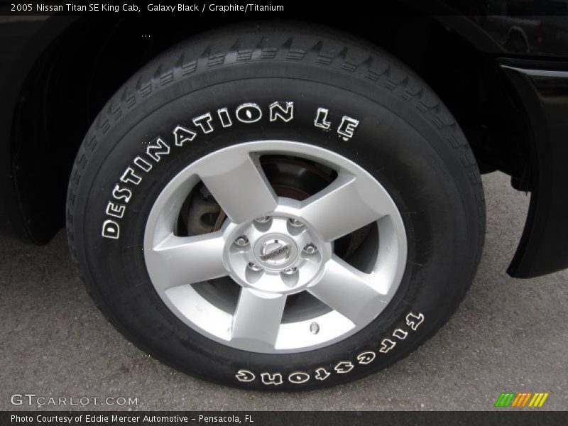Galaxy Black / Graphite/Titanium 2005 Nissan Titan SE King Cab