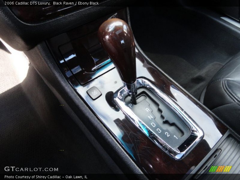 Black Raven / Ebony Black 2006 Cadillac DTS Luxury