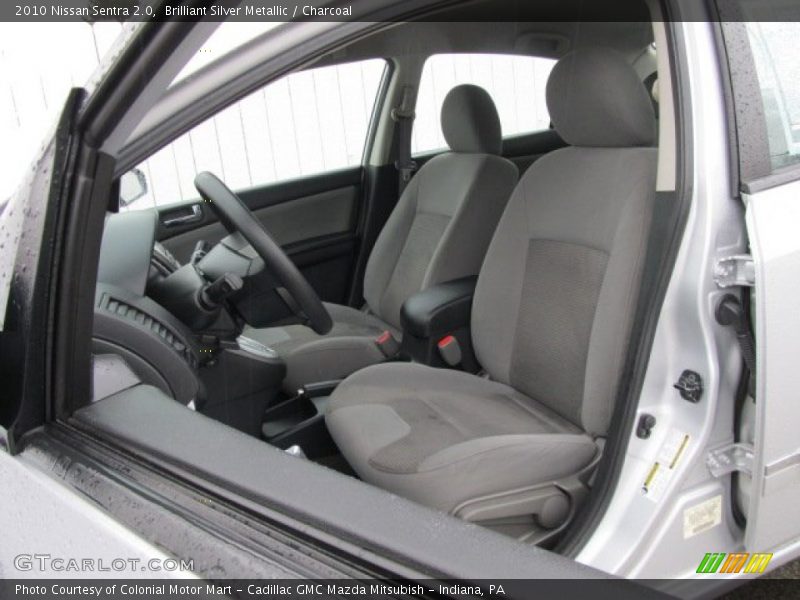 Brilliant Silver Metallic / Charcoal 2010 Nissan Sentra 2.0