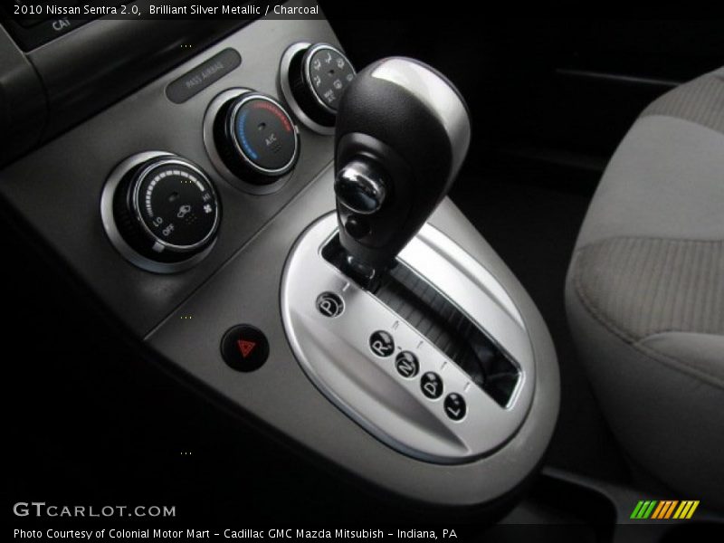 Brilliant Silver Metallic / Charcoal 2010 Nissan Sentra 2.0