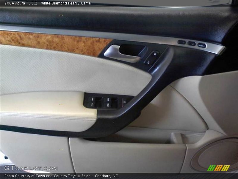 White Diamond Pearl / Camel 2004 Acura TL 3.2