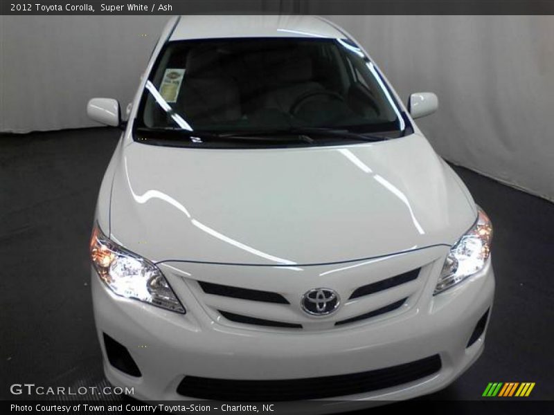 Super White / Ash 2012 Toyota Corolla