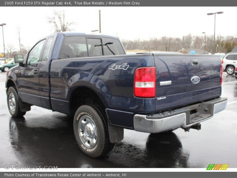 True Blue Metallic / Medium Flint Grey 2005 Ford F150 STX Regular Cab 4x4