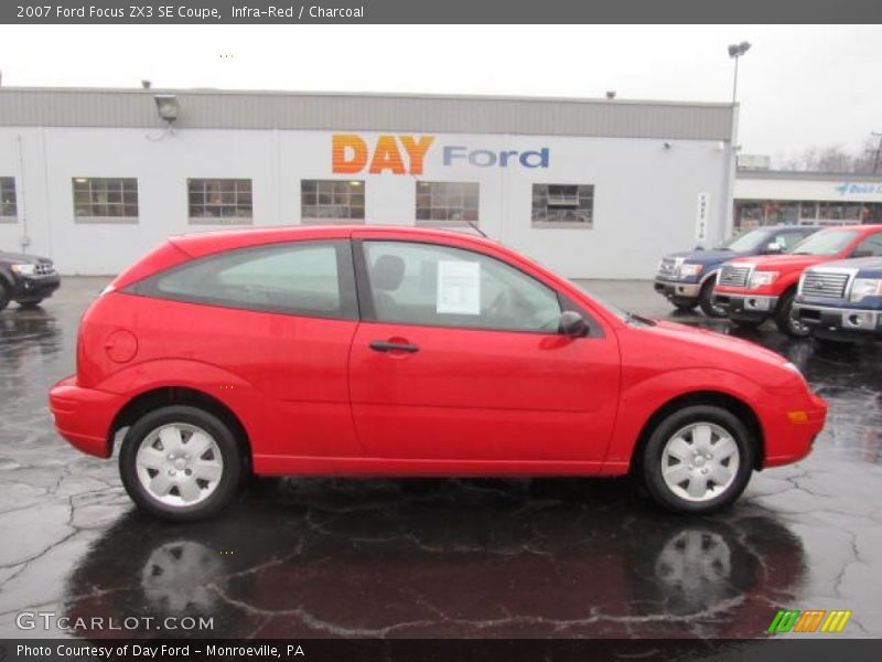 Infra-Red / Charcoal 2007 Ford Focus ZX3 SE Coupe