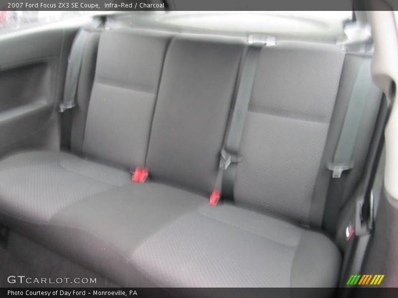 Infra-Red / Charcoal 2007 Ford Focus ZX3 SE Coupe