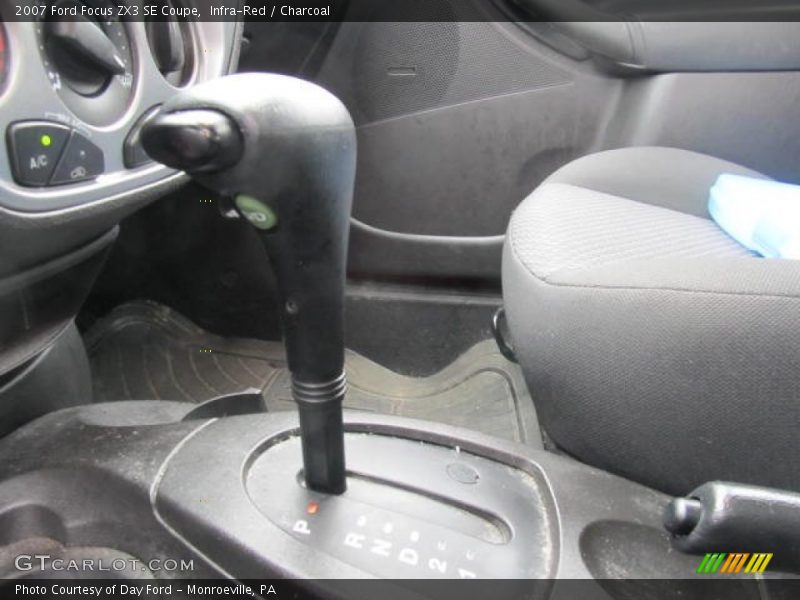 Infra-Red / Charcoal 2007 Ford Focus ZX3 SE Coupe