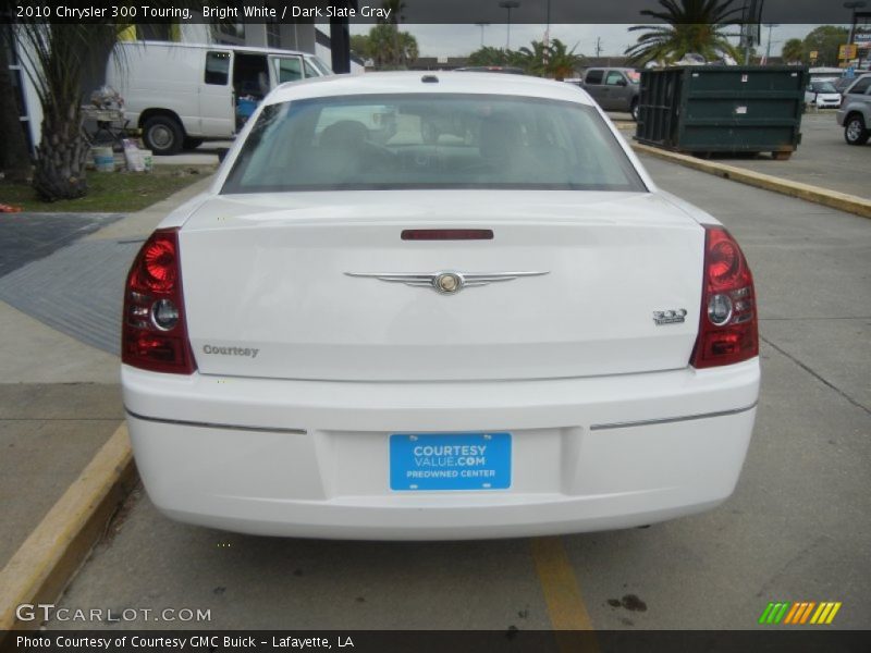 Bright White / Dark Slate Gray 2010 Chrysler 300 Touring