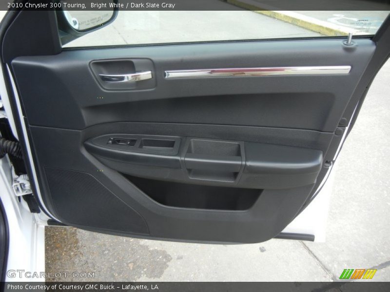 Bright White / Dark Slate Gray 2010 Chrysler 300 Touring