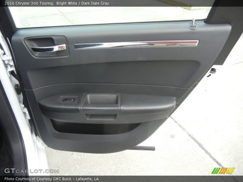 Bright White / Dark Slate Gray 2010 Chrysler 300 Touring