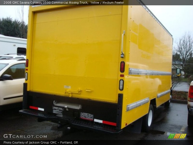 Yellow / Medium Pewter 2008 GMC Savana Cutaway 3500 Commercial Moving Truck