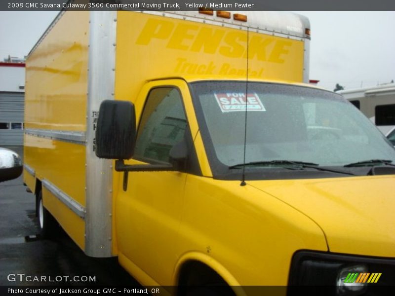 Yellow / Medium Pewter 2008 GMC Savana Cutaway 3500 Commercial Moving Truck