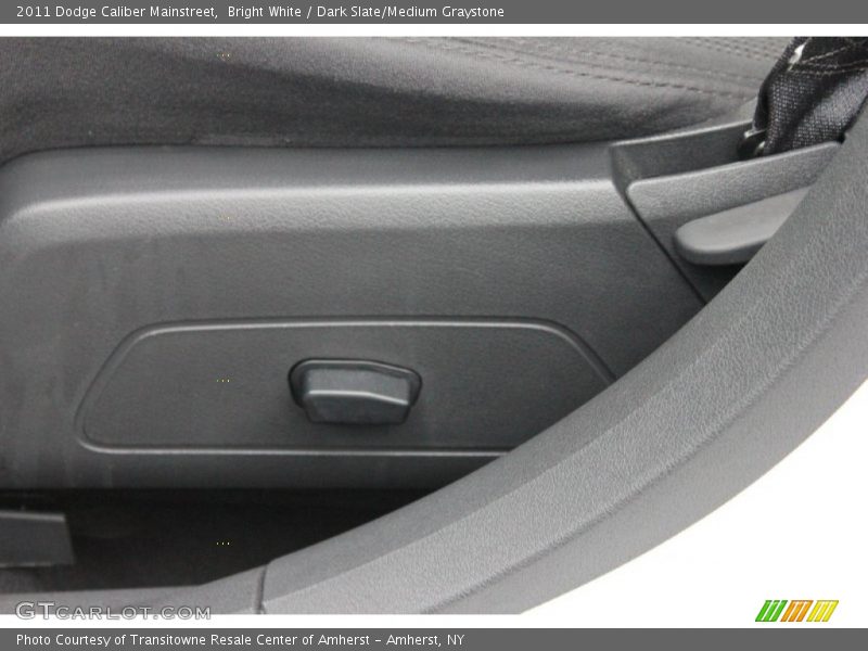 Bright White / Dark Slate/Medium Graystone 2011 Dodge Caliber Mainstreet