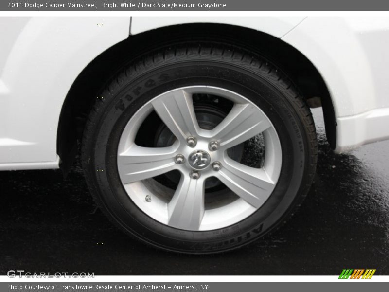 Bright White / Dark Slate/Medium Graystone 2011 Dodge Caliber Mainstreet