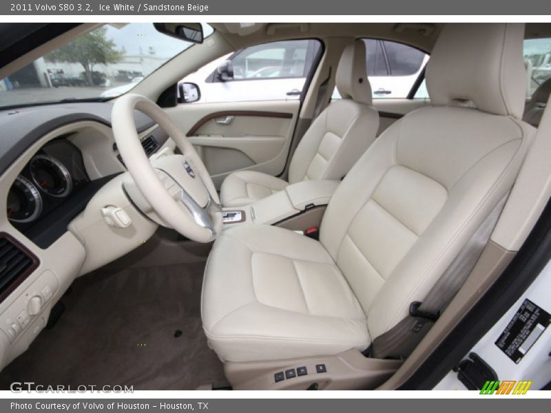 Ice White / Sandstone Beige 2011 Volvo S80 3.2