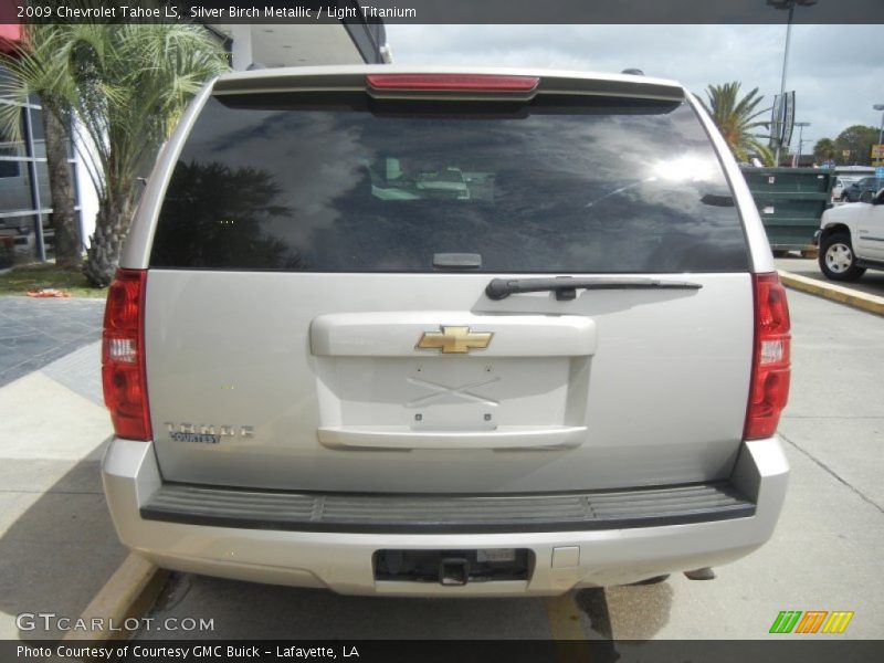 Silver Birch Metallic / Light Titanium 2009 Chevrolet Tahoe LS