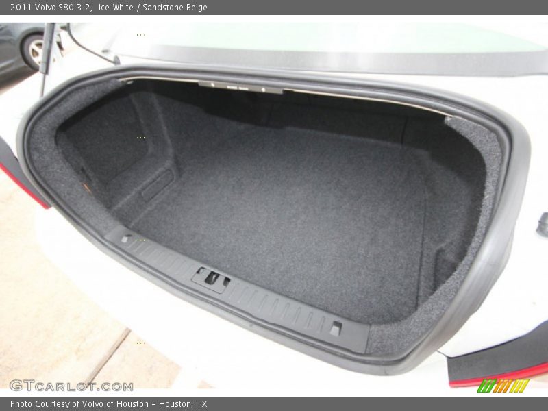 Ice White / Sandstone Beige 2011 Volvo S80 3.2