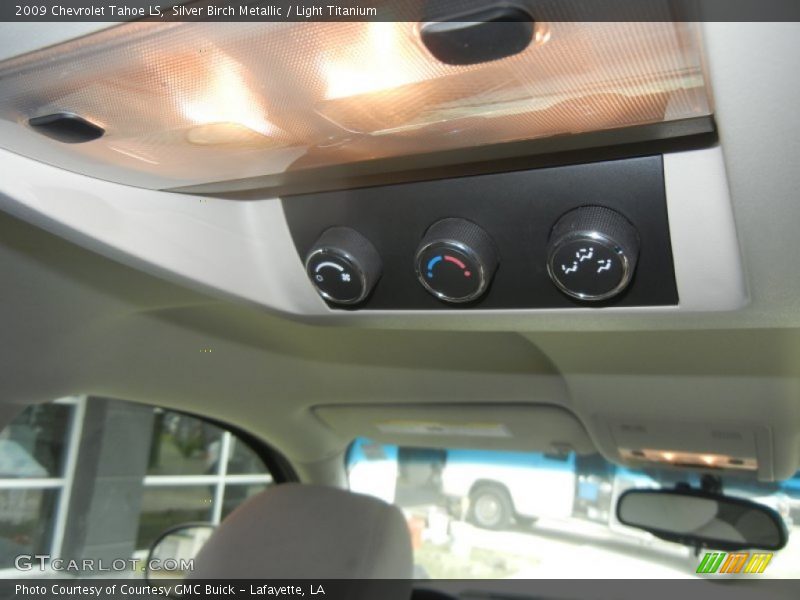 Silver Birch Metallic / Light Titanium 2009 Chevrolet Tahoe LS