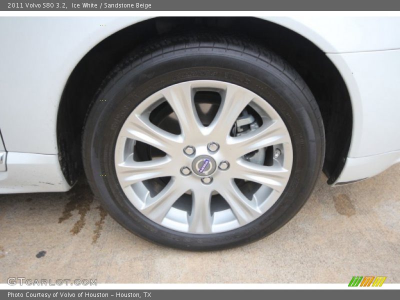 Ice White / Sandstone Beige 2011 Volvo S80 3.2