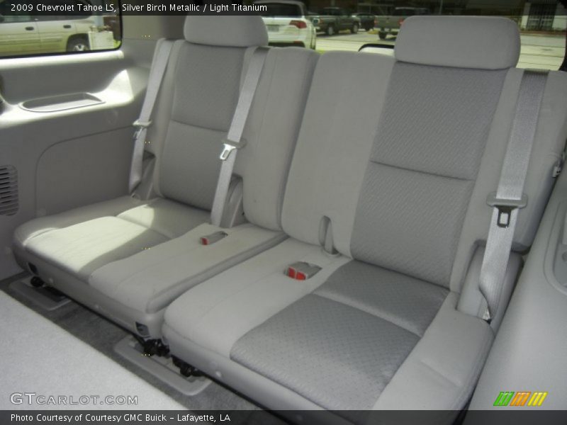 Silver Birch Metallic / Light Titanium 2009 Chevrolet Tahoe LS
