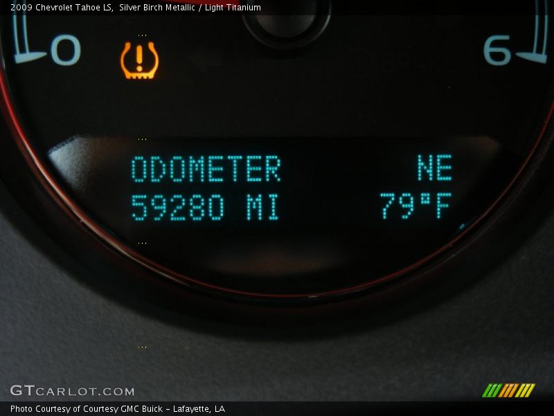 Silver Birch Metallic / Light Titanium 2009 Chevrolet Tahoe LS