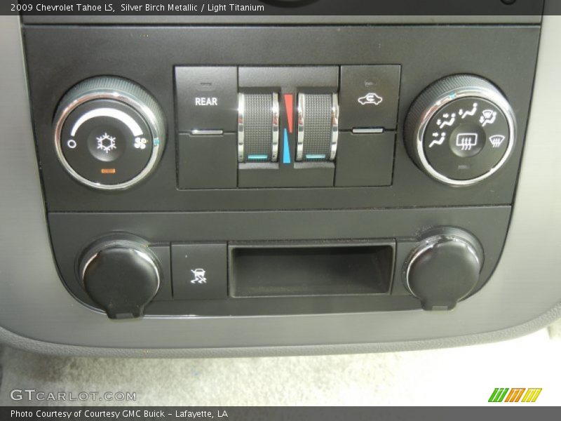 Silver Birch Metallic / Light Titanium 2009 Chevrolet Tahoe LS