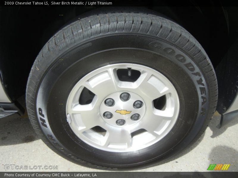 Silver Birch Metallic / Light Titanium 2009 Chevrolet Tahoe LS