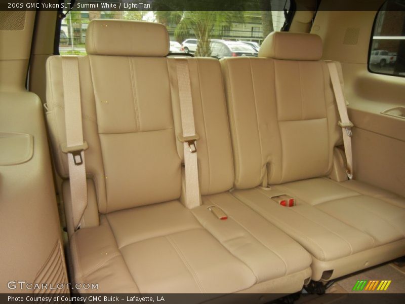 Rear Seat of 2009 Yukon SLT