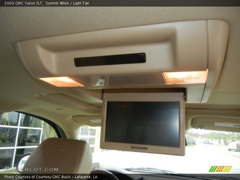 Summit White / Light Tan 2009 GMC Yukon SLT