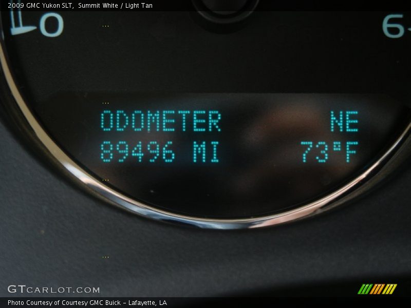 Summit White / Light Tan 2009 GMC Yukon SLT