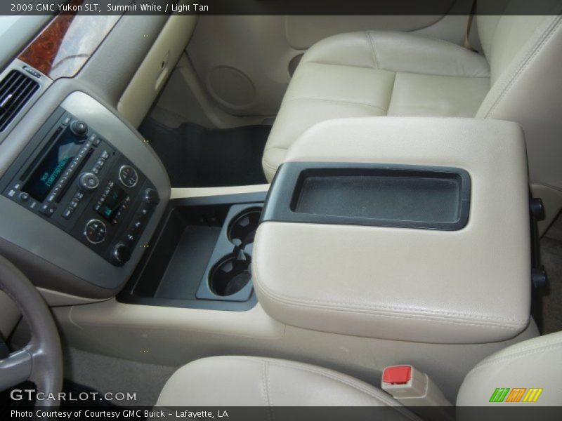 Summit White / Light Tan 2009 GMC Yukon SLT