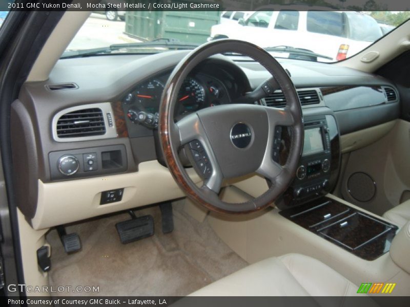 Mocha Steel Metallic / Cocoa/Light Cashmere 2011 GMC Yukon Denali