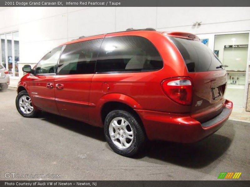 Inferno Red Pearlcoat / Taupe 2001 Dodge Grand Caravan EX