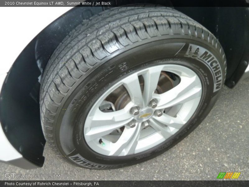 Summit White / Jet Black 2010 Chevrolet Equinox LT AWD