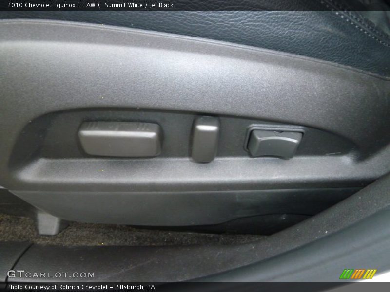 Summit White / Jet Black 2010 Chevrolet Equinox LT AWD