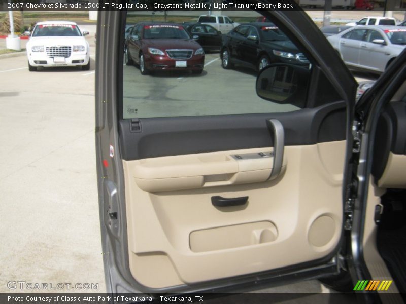 Graystone Metallic / Light Titanium/Ebony Black 2007 Chevrolet Silverado 1500 LT Regular Cab