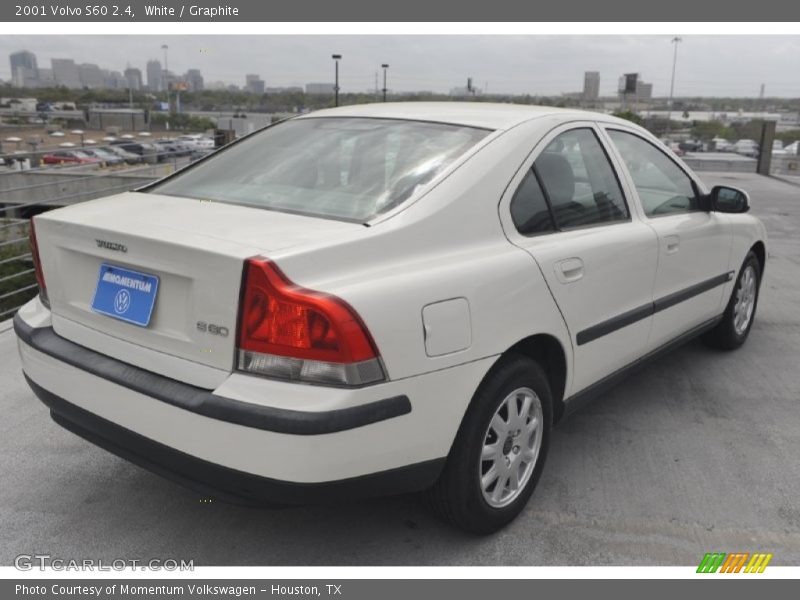 White / Graphite 2001 Volvo S60 2.4