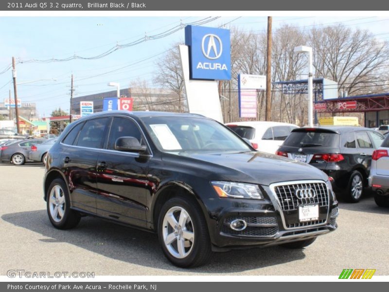 Brilliant Black / Black 2011 Audi Q5 3.2 quattro