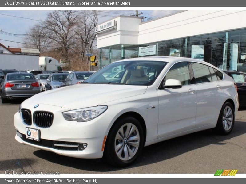 Alpine White / Venetian Beige 2011 BMW 5 Series 535i Gran Turismo