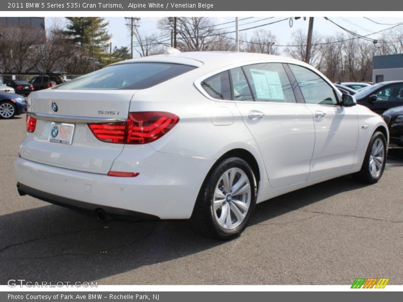 Alpine White / Venetian Beige 2011 BMW 5 Series 535i Gran Turismo