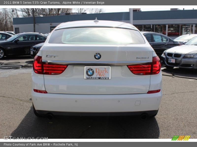 Alpine White / Venetian Beige 2011 BMW 5 Series 535i Gran Turismo