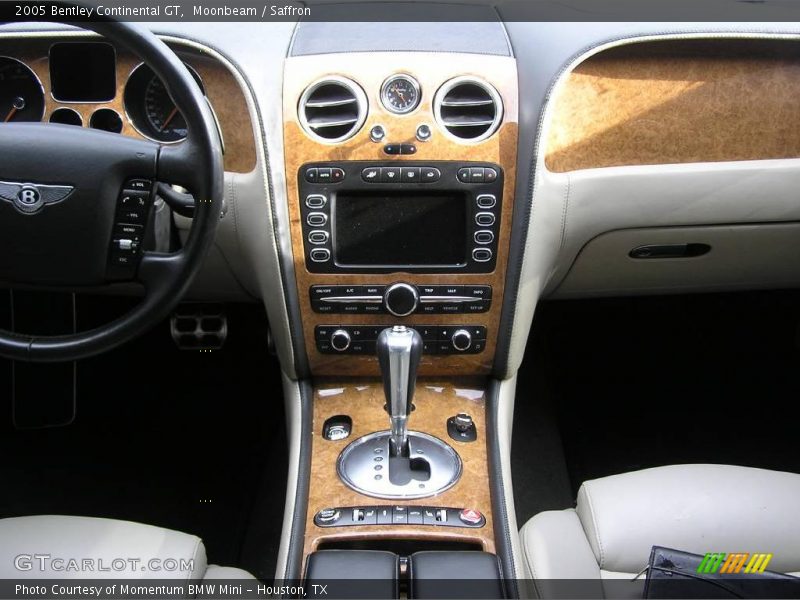 Moonbeam / Saffron 2005 Bentley Continental GT