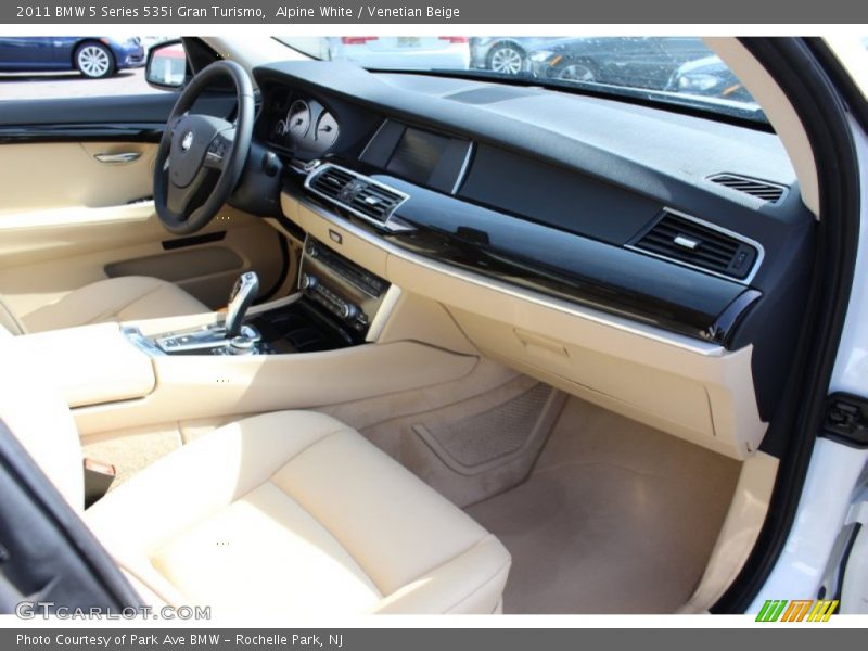 Alpine White / Venetian Beige 2011 BMW 5 Series 535i Gran Turismo