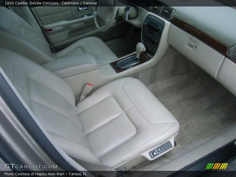 Cashmere / Oatmeal 1999 Cadillac DeVille Concours